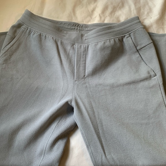 Lululemon XL gray pants - Picture 2 of 5